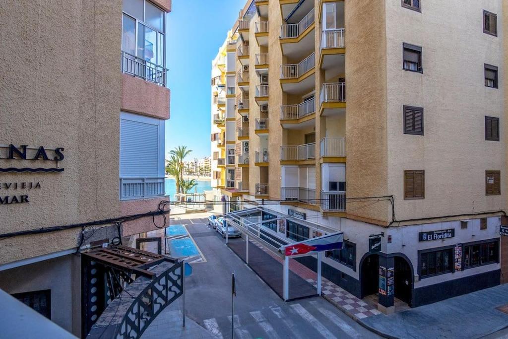 Studio Torravieja On Playa Del Cura Torrevieja Eksteriør bilde