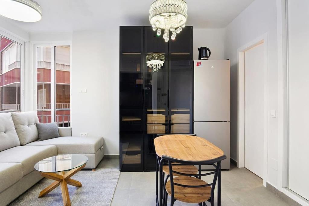 Studio Torravieja On Playa Del Cura Torrevieja Eksteriør bilde